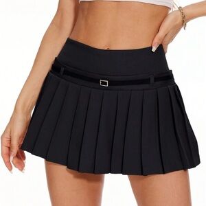 Black Pleated Mini Skirt with belt